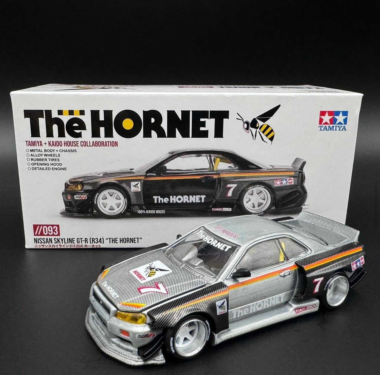 Kaido House + Mini GT 1:64 Nissan Skyline GT-R (R34) "The Hornet" [Chase]