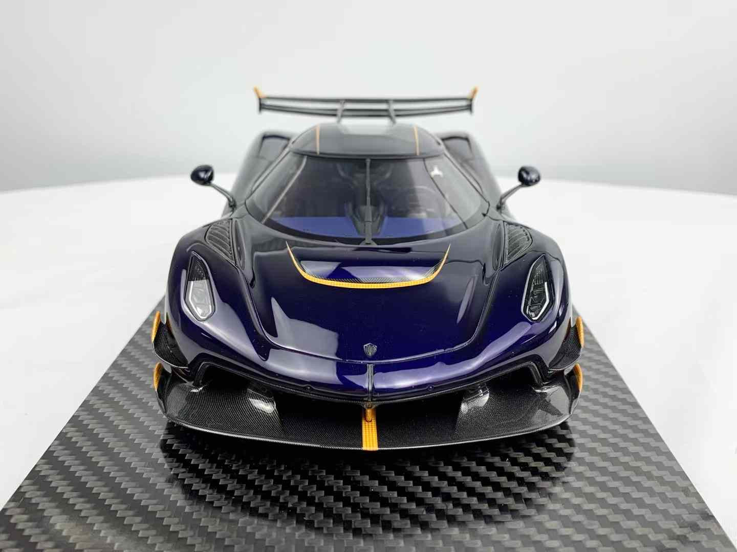 FrontiArt 1:18 Koenigsegg Jesko Blue Scuro Candy - Limited Edition F138-193