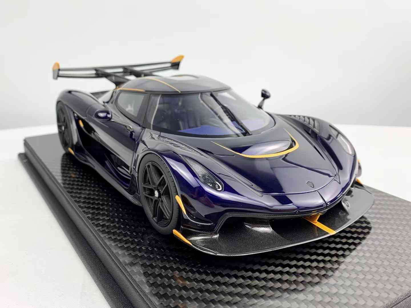 FrontiArt 1:18 Koenigsegg Jesko Blue Scuro Candy - Limited Edition F138-193