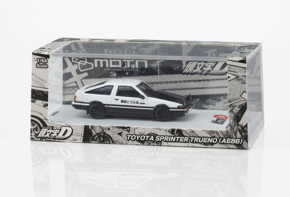 KYOSHO 1:64 Toyota Sprinter Trueno AE86 Initial D Fujiwara Tofu Shop white and black diecast model car with display case