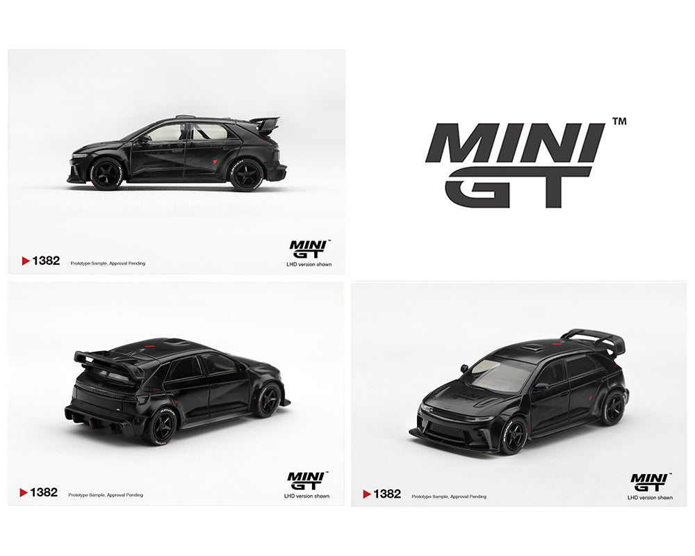 Mini GT 1:64 Honda Civic Type R FL5 Black MGT01382-BL diecast model with black wheels and large rear wing, shown from side, rear and front three-quarter angles.
