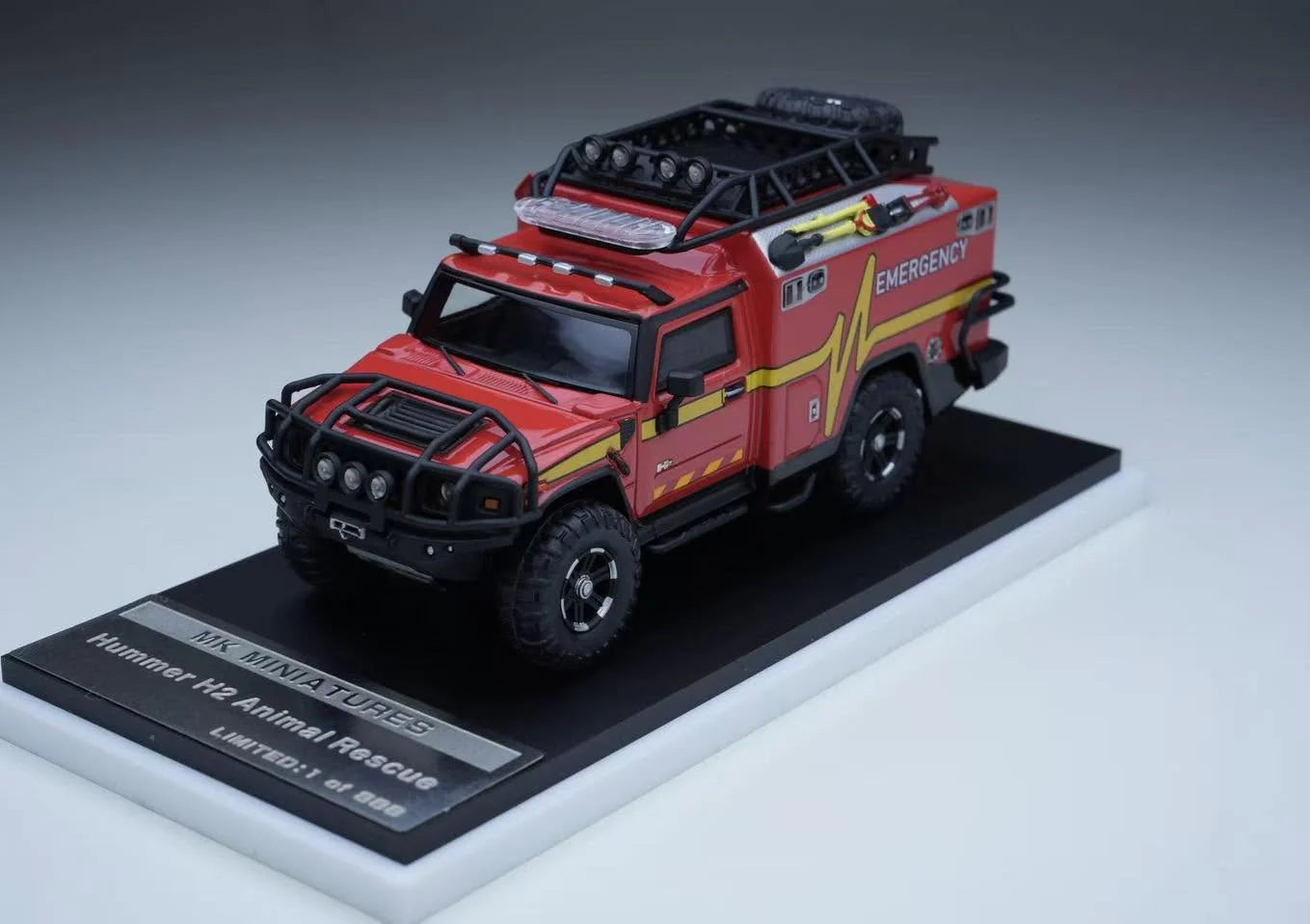 MK Miniatures 1:64 Hummer H2 Rescue Red
