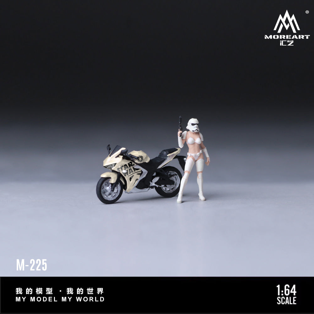 Model motorcycle and figure on a gray background with 'MoreArt' branding.