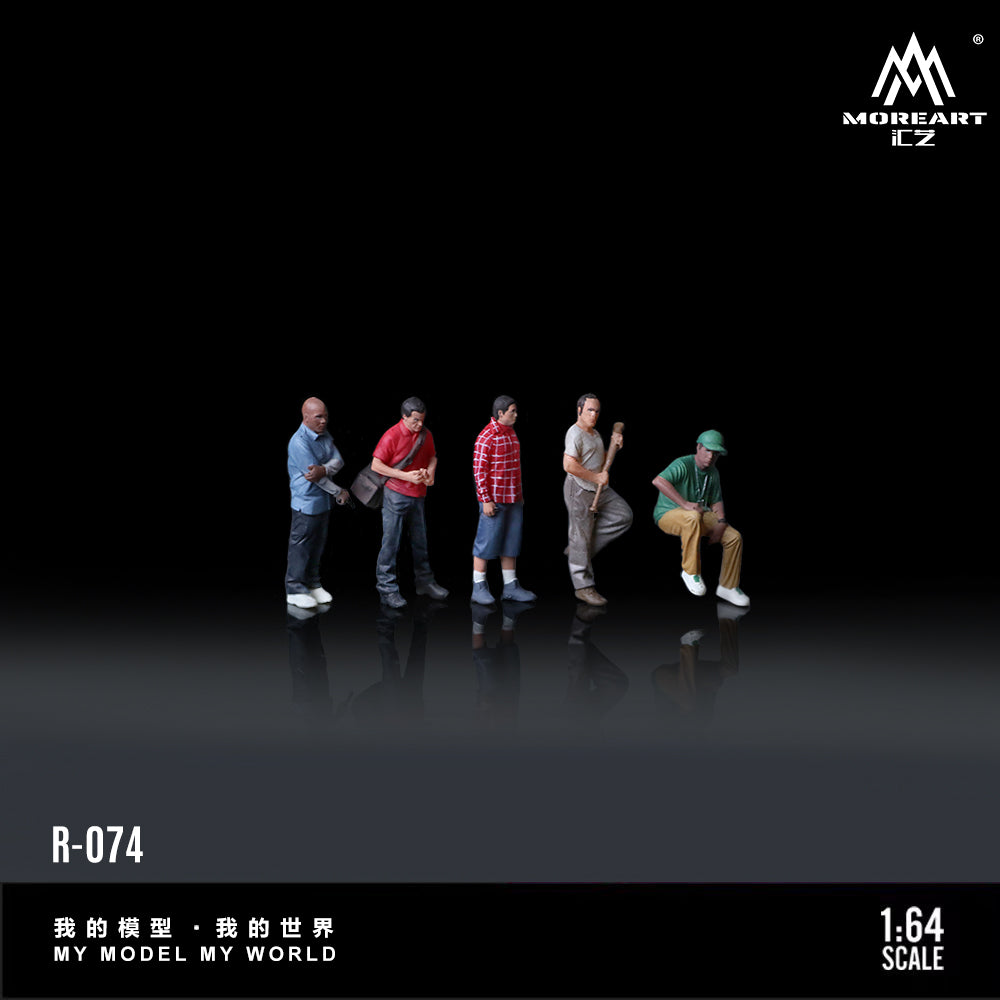 Five miniature figures in various poses on a reflective surface with 'MOREART' branding.