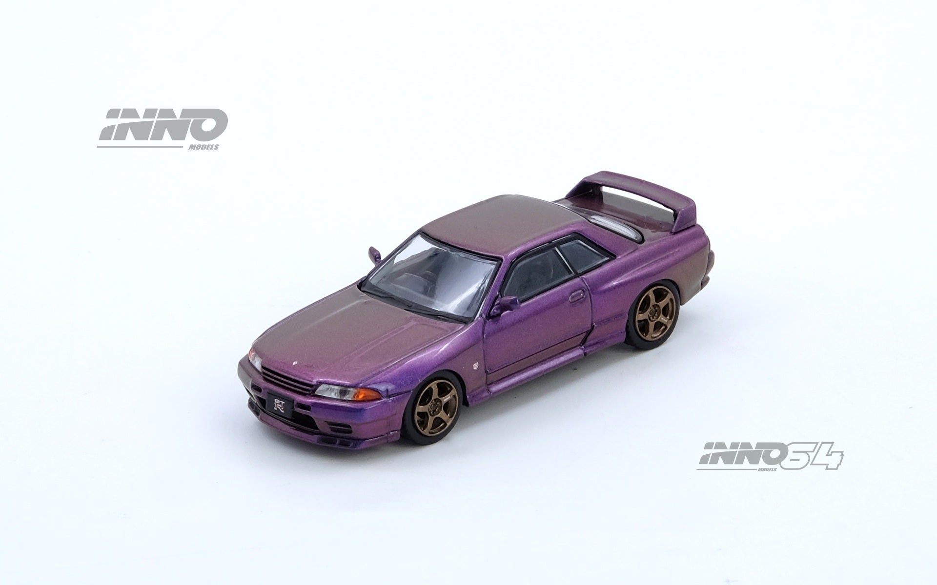 Inno64 1:64 SKYLINE GT-R (R32) Midnight Purple Australia Special