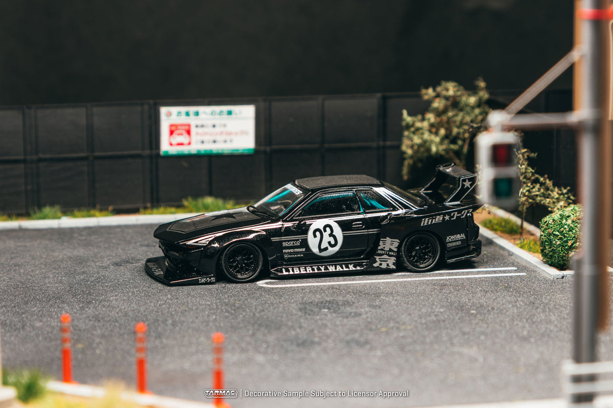 Tarmac Works 1:64 LB-KAIDO WORKS Nissan R32 Skyline #23 black Liberty Walk widebody diecast model in Japanese street scene