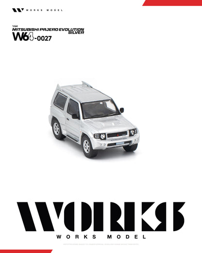 (Preorder) WORKS 1:64 MITSUBISHI PAJERO EVOLUTION SILVER W640027