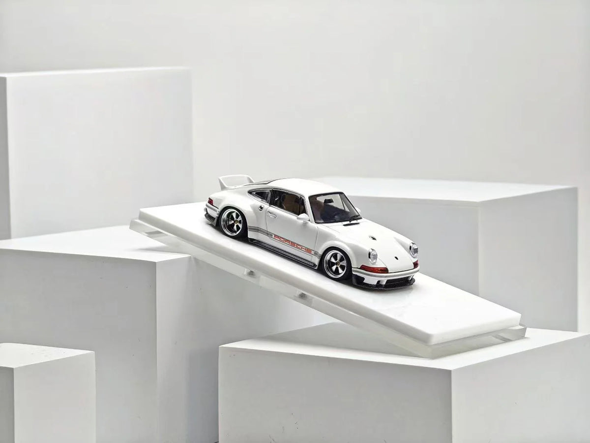 ZINCIT Model 1:64 Porsche 911 Singer DLS White Diecast Model Car with Silver Five-Spoke Wheels, Porsche Side Stripes, Rear Spoiler and Detailed Interior – Front Three-Quarter View