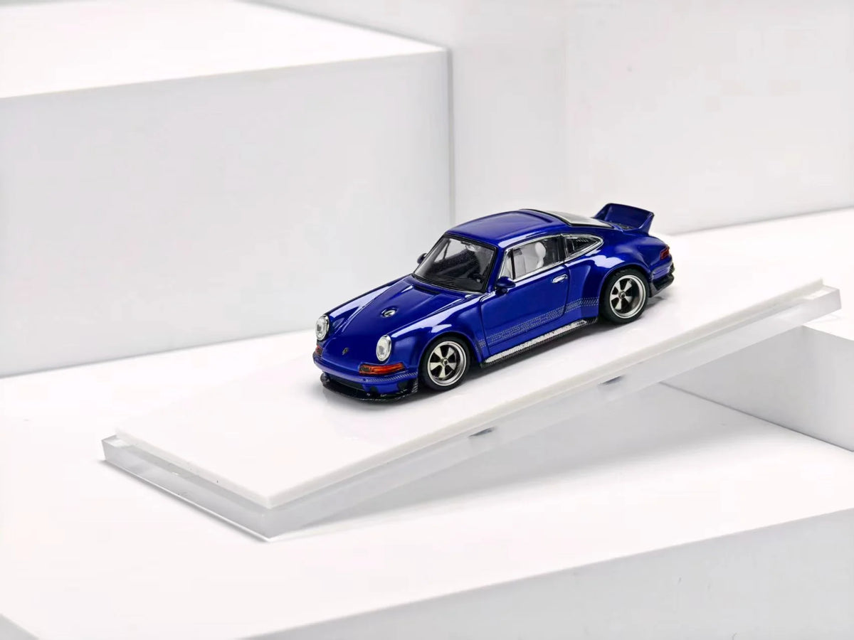 ZINCIT Model 1:64 Porsche 911 Singer DLS Metallic Blue Diecast Model Car with Silver Five-Spoke Wheels, Widebody Styling, Rear Spoiler and Detailed Interior – Front Three-Quarter View