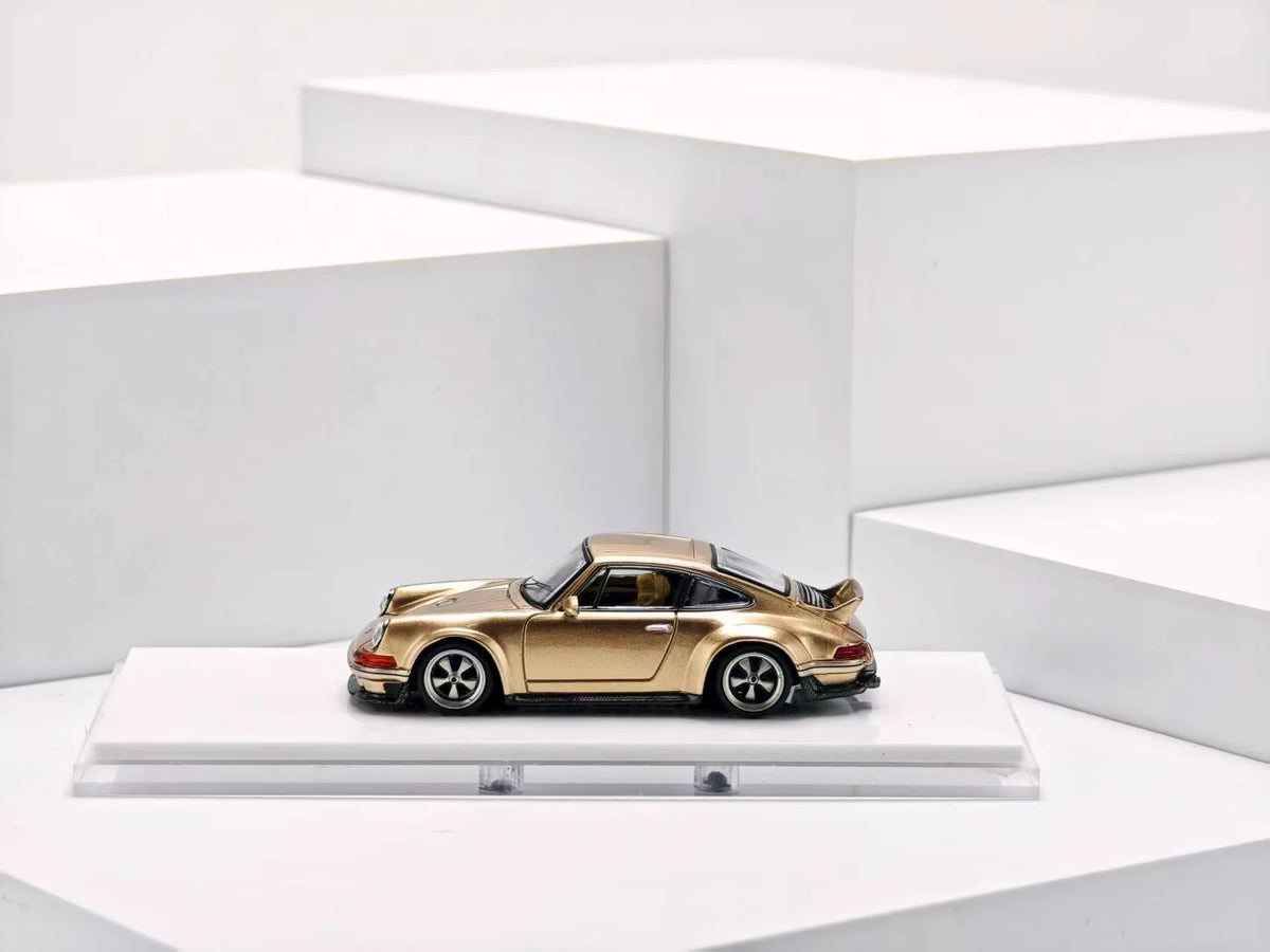 ZINCIT Model 1:64 Porsche 911 Singer DLS Metallic Gold Diecast Model Car with Silver Five-Spoke Wheels, Widebody Styling, Rear Spoiler and Detailed Side Profile – Side View
