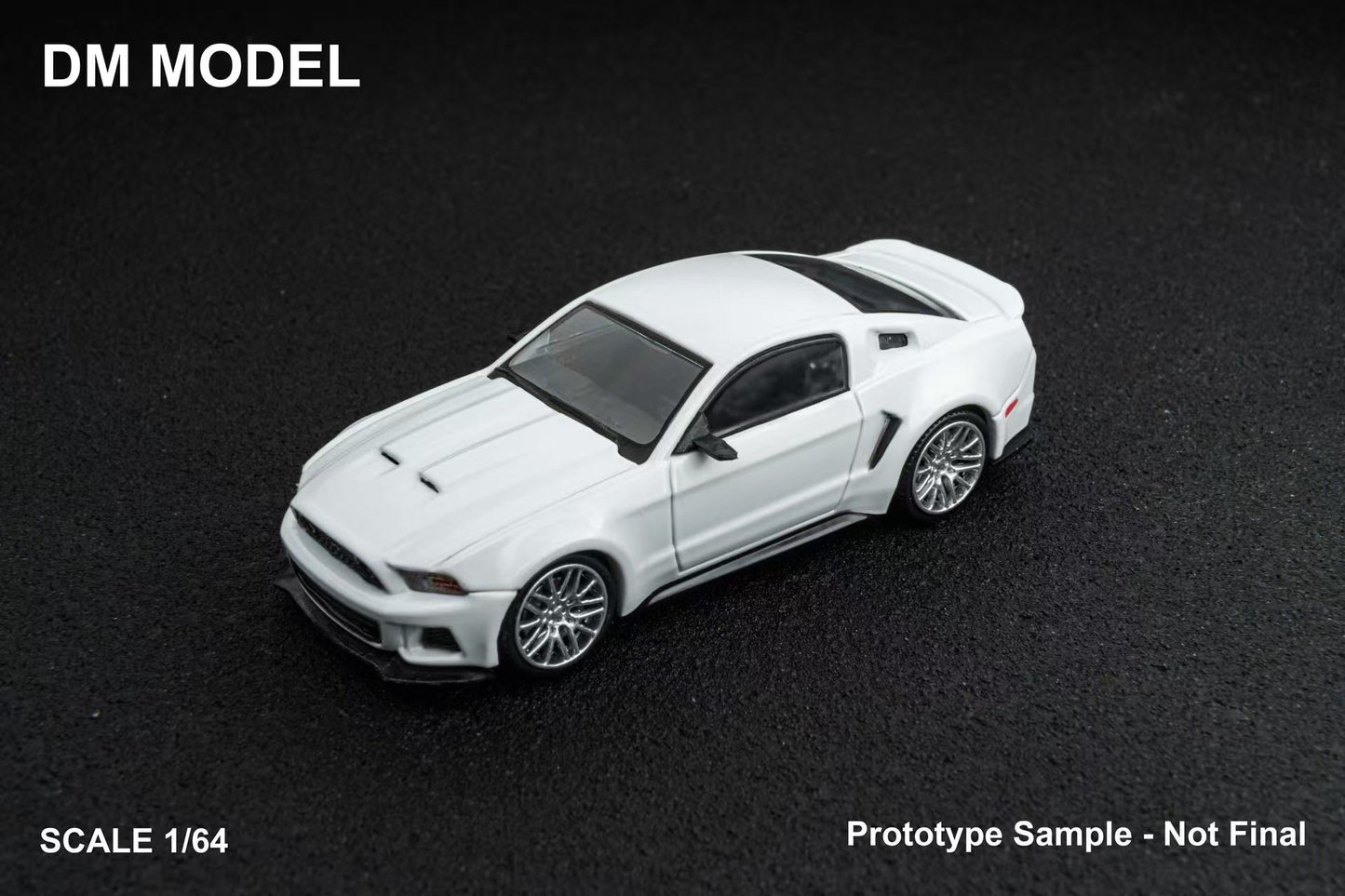 DM Model 1:64 Modified Ford Mustang 2014 [Gulf/White] (Preorder)