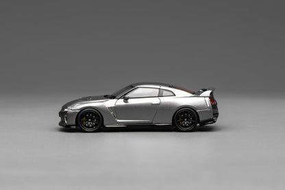 (Preorder) Motorhelix 1:64 Nissan GT-R (R35) Track Edition Engineered by NISMO 2020 Dark Metal Gray M63515