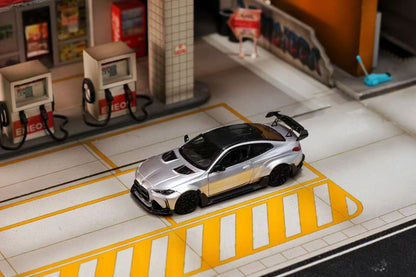 Street Weapon 1:64 BMW G82 M4 Wide-Body [2 Colors]